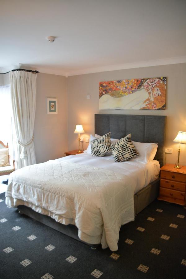 The Grove Lodge Guesthouse キローグリン エクステリア 写真