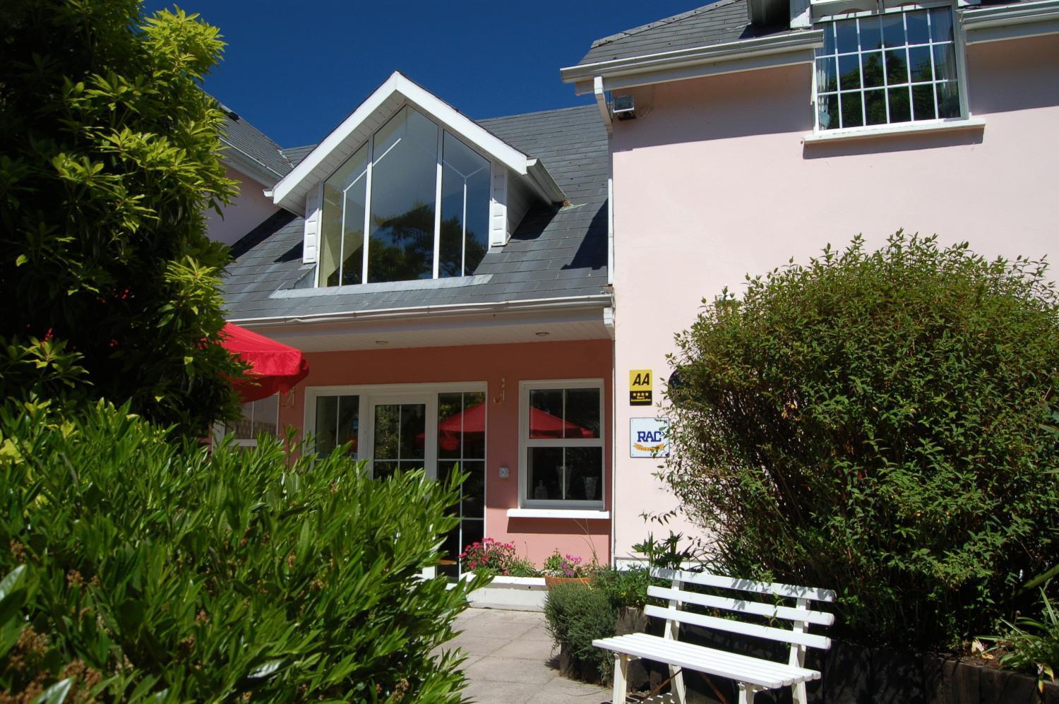 The Grove Lodge Guesthouse キローグリン エクステリア 写真